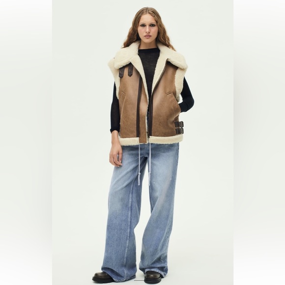 Zara COMBINATION FLEECE VEST - Picture 13 of 16